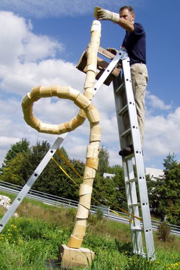 Baummetamorphosen - Kunstweg Barthelmesaurach 2006 - Aufbau