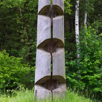 Durchbruch II - Fichte 180 x 50 x 50 cm - 2006 - Kunstweg Barthelmesaurach