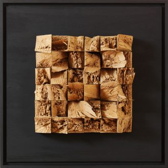 Holzlandschaft Eiche II - gespaltenes Holz auf Trägerplatte - 2009 - 52 x 52 cm