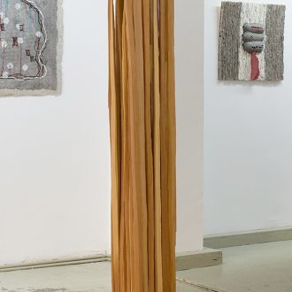 Spreisel IV - gespaltene Lärche - 2012 - 25 x 25 x 180 cm